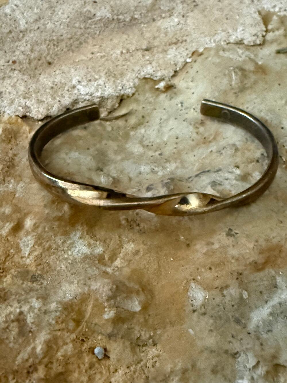 Vintage Sergio Lub California Magnetic Mixed Metal Twist Cuff Bracelet